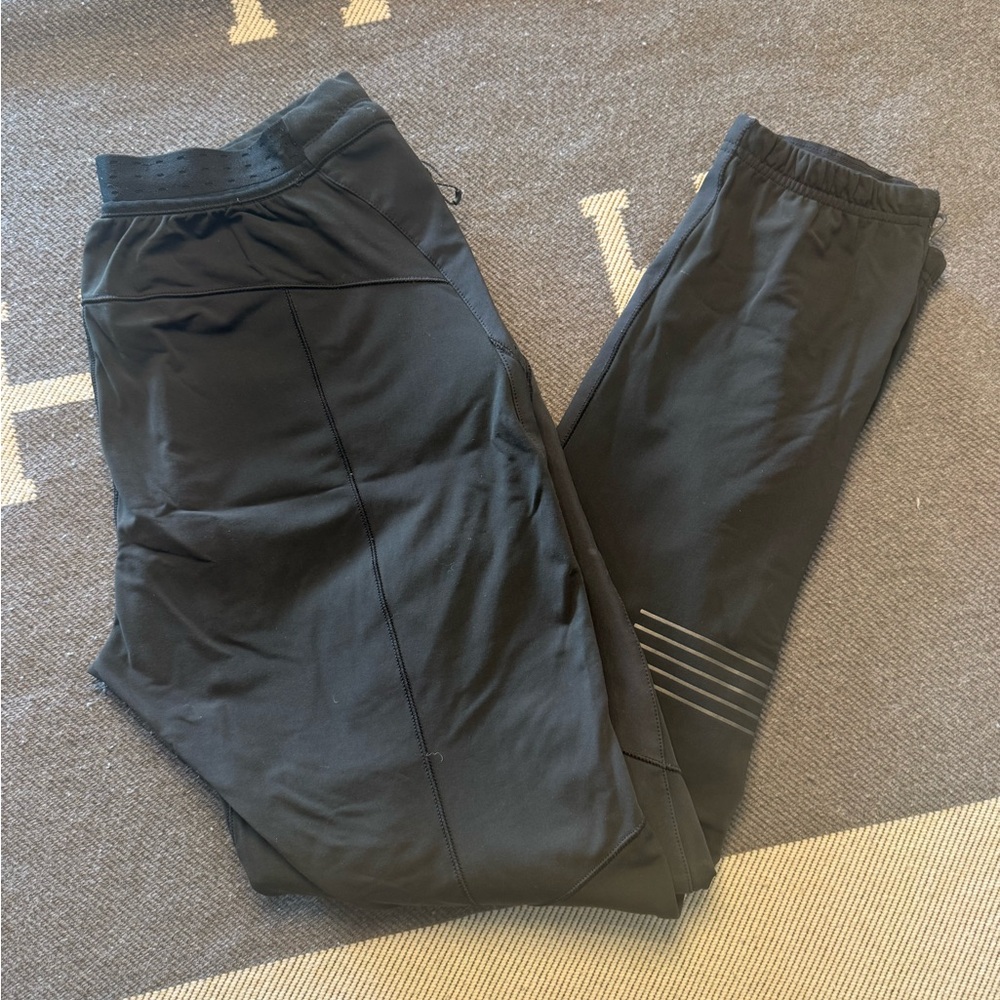 Salomon Women’s Black Joggers